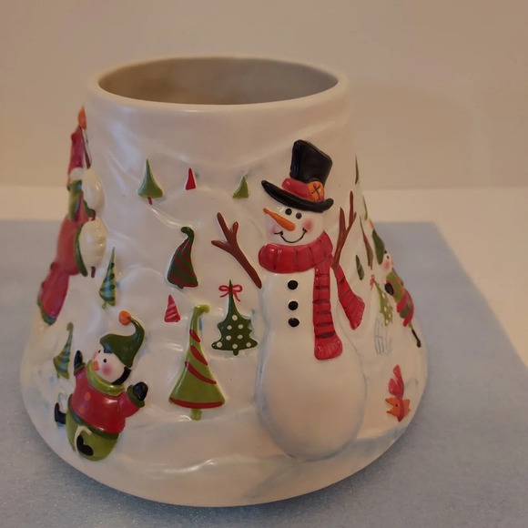 Yankee Candle Large Candle Shade North Pole with Snowman and Polar Bears - Picture 4 of 6